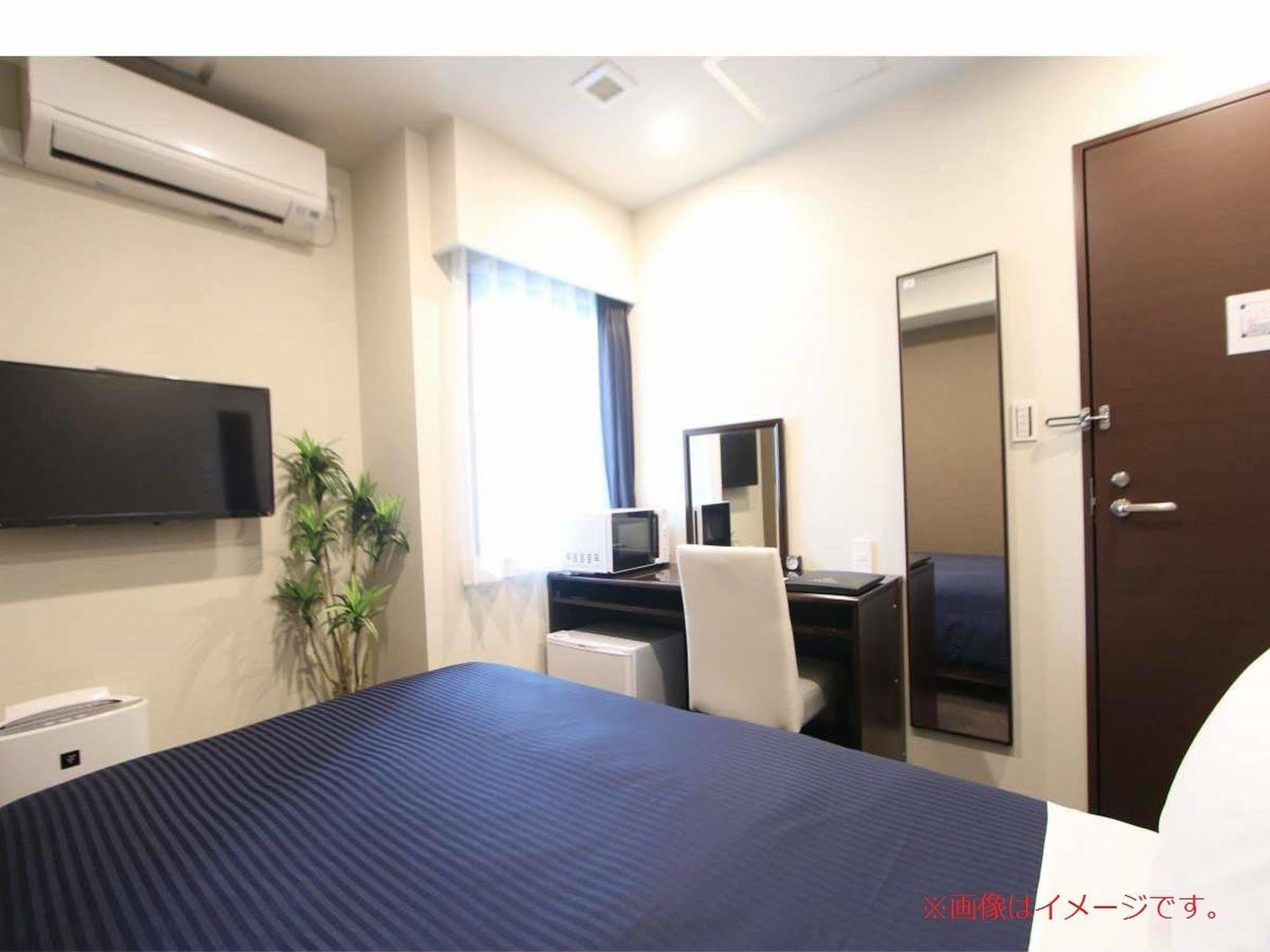 Hotel Livemax Umeda Doyama Осака Экстерьер фото